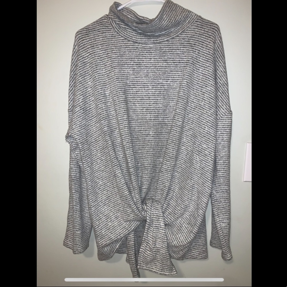 Lou & Grey Knot Tie Sweater